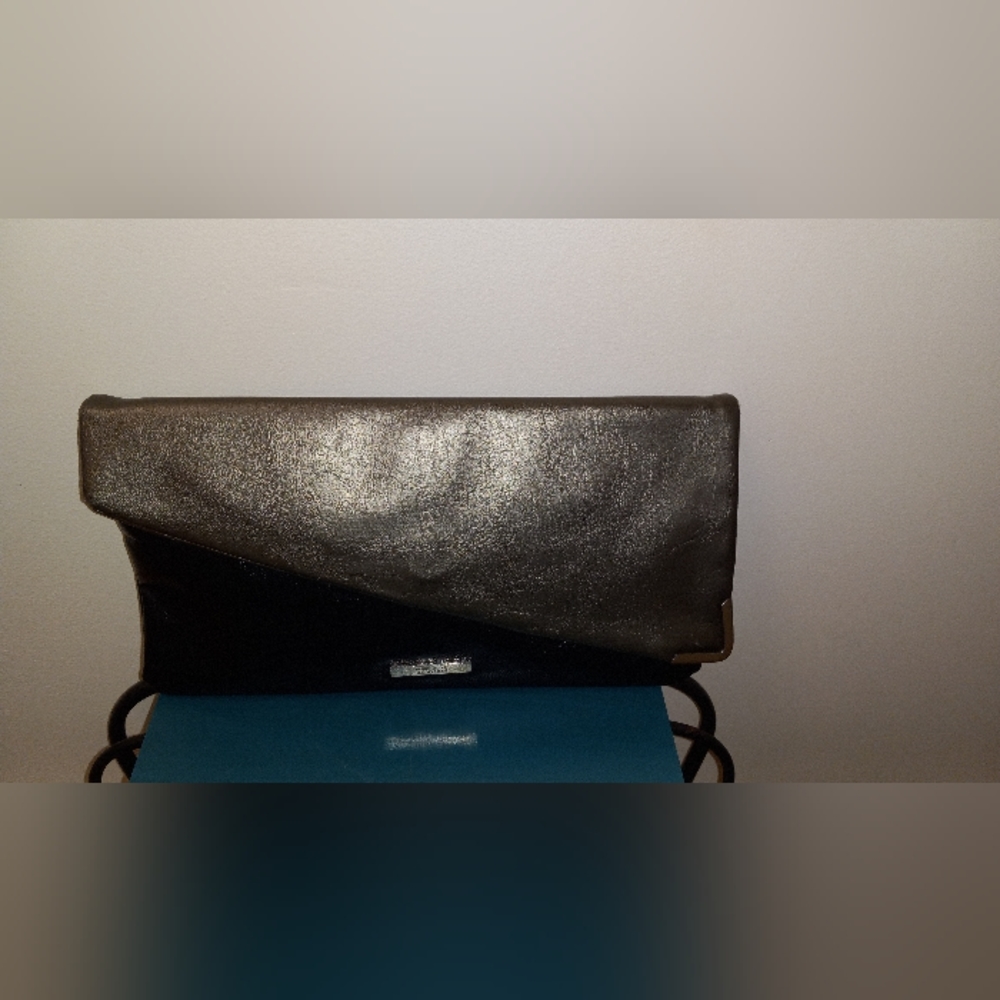 Clutch purse